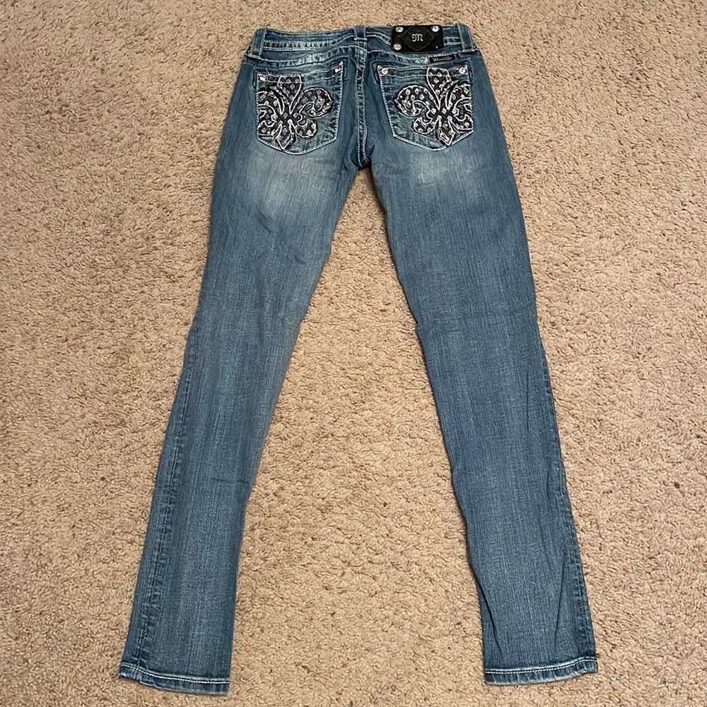 Miss Me Skinny Jeans, Size 27. Gently Worn!